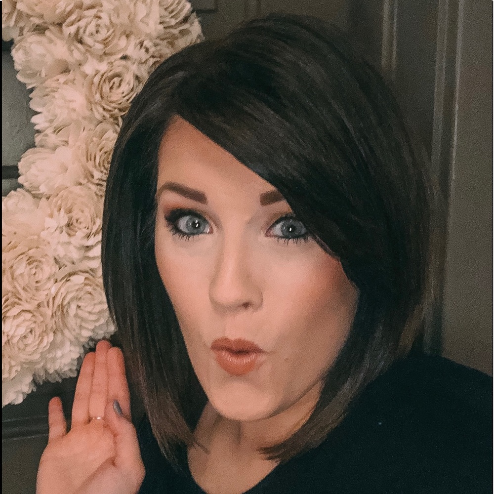 Meet your Posher, Tori